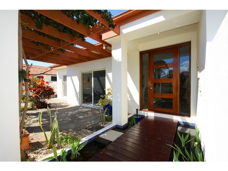 2 Mainsail Place, Twin Waters QLD 4564