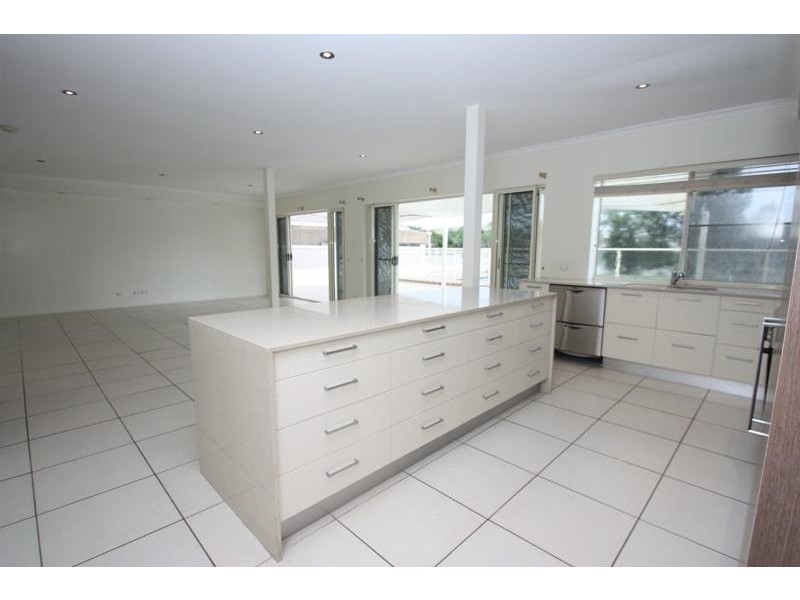 10 Kononda Court, Mooloolaba QLD 4557