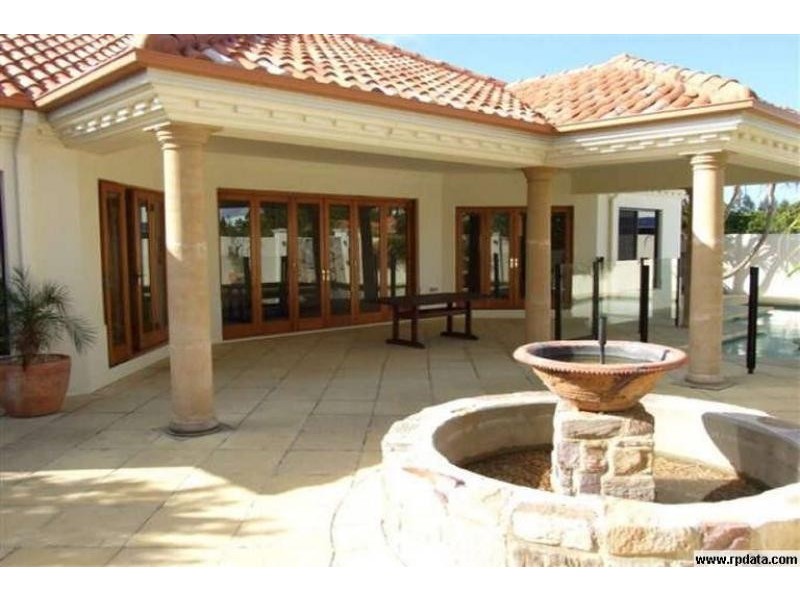 6 Mainsail Place, Twin Waters QLD 4564