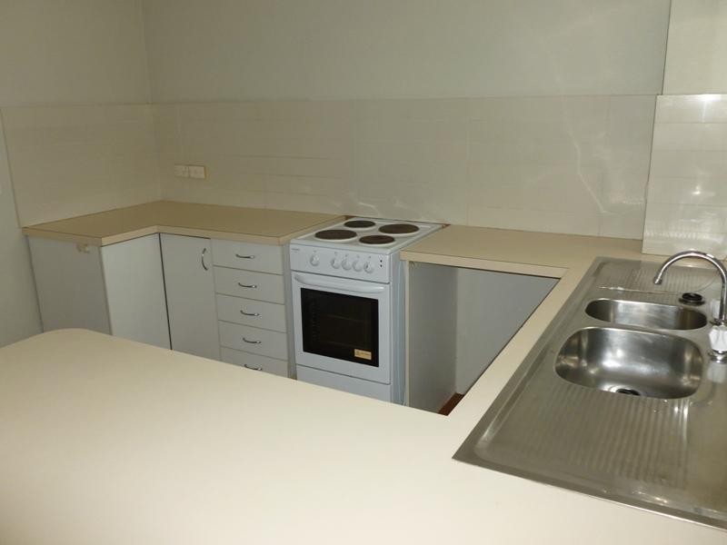 1/36 Goonawarra Drive, Mooloolaba QLD 4557