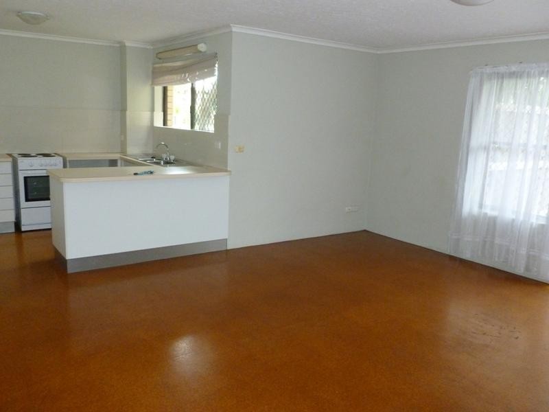 1/36 Goonawarra Drive, Mooloolaba QLD 4557