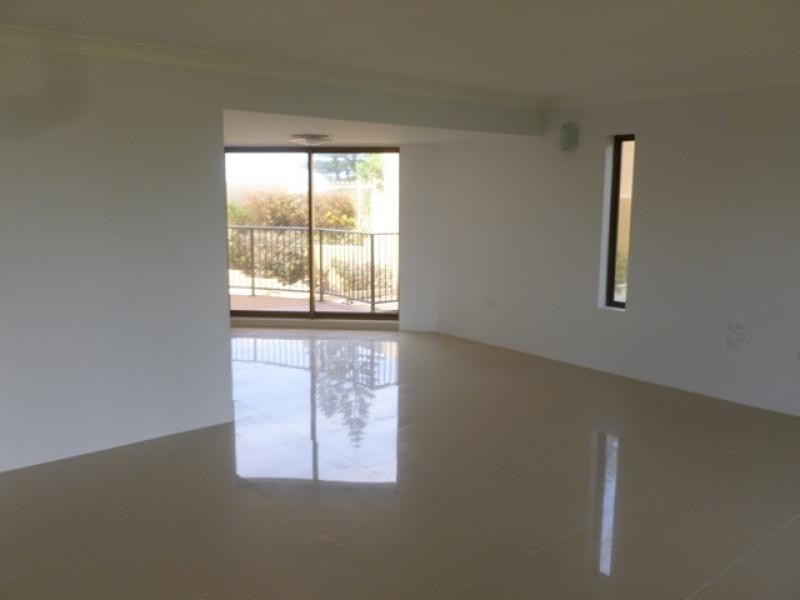1/1 Pacific Blvd, Buddina QLD 4575