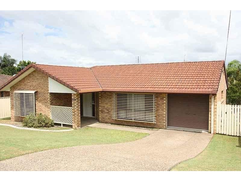 54 Palm Drive, Mooloolaba QLD 4557