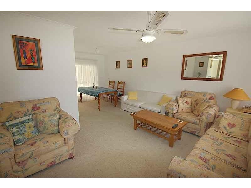 54 Palm Drive, Mooloolaba QLD 4557