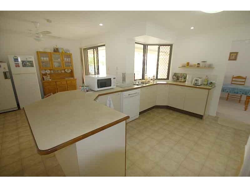 54 Palm Drive, Mooloolaba QLD 4557