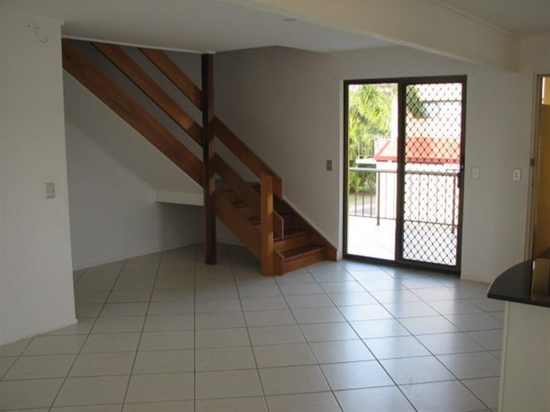 6/31 Pangarinda Place, Mooloolaba QLD 4557