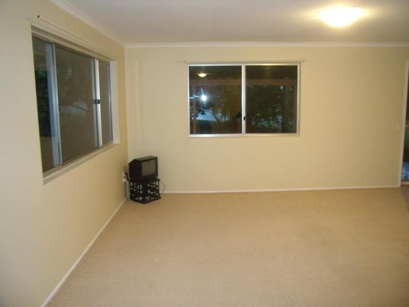 10 Yoomba Crescent, Alexandra Headland QLD 4572