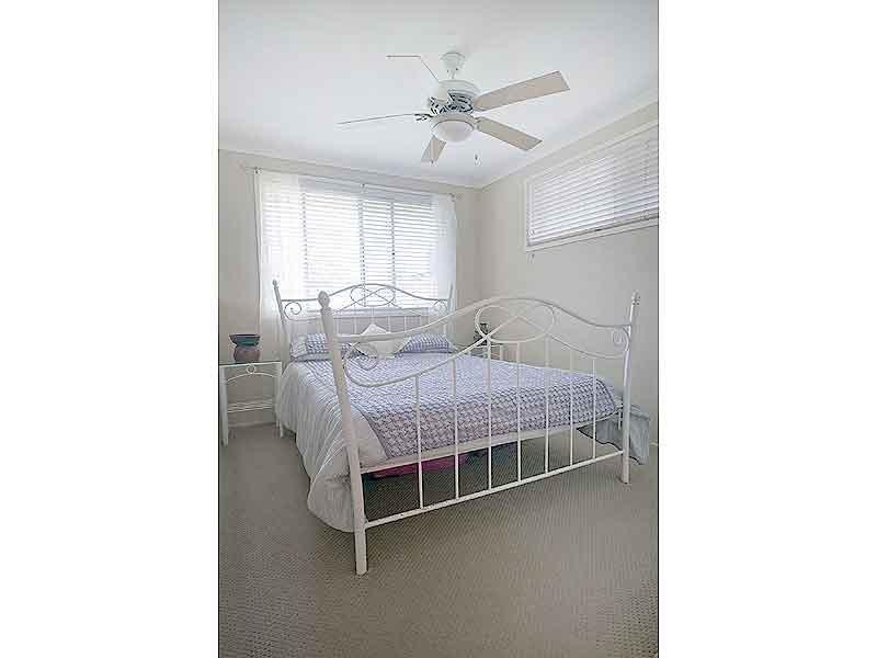 52 Oceanic Drive, Warana QLD 4575