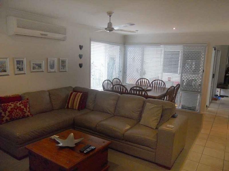 2/1 Poinsettia Court, Mooloolaba QLD 4557