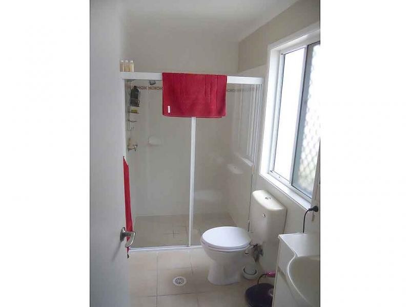 2/1 Poinsettia Court, Mooloolaba QLD 4557