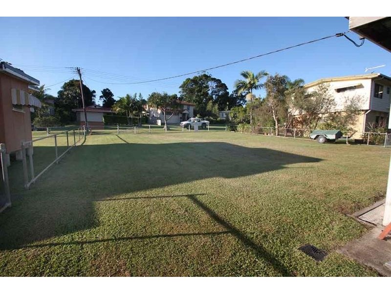 9 Anthony Avenue, Mooloolaba QLD 4557