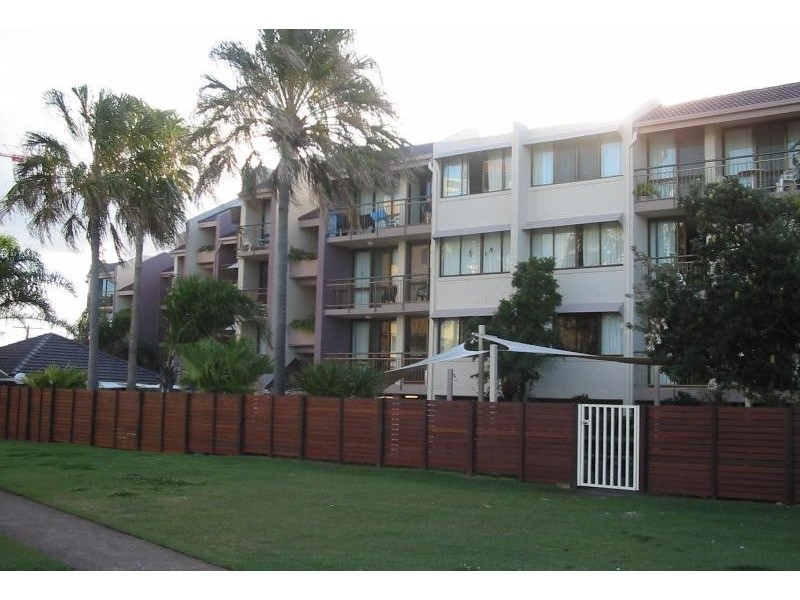 30/2 Maroubra Street, Maroochydore QLD 4558
