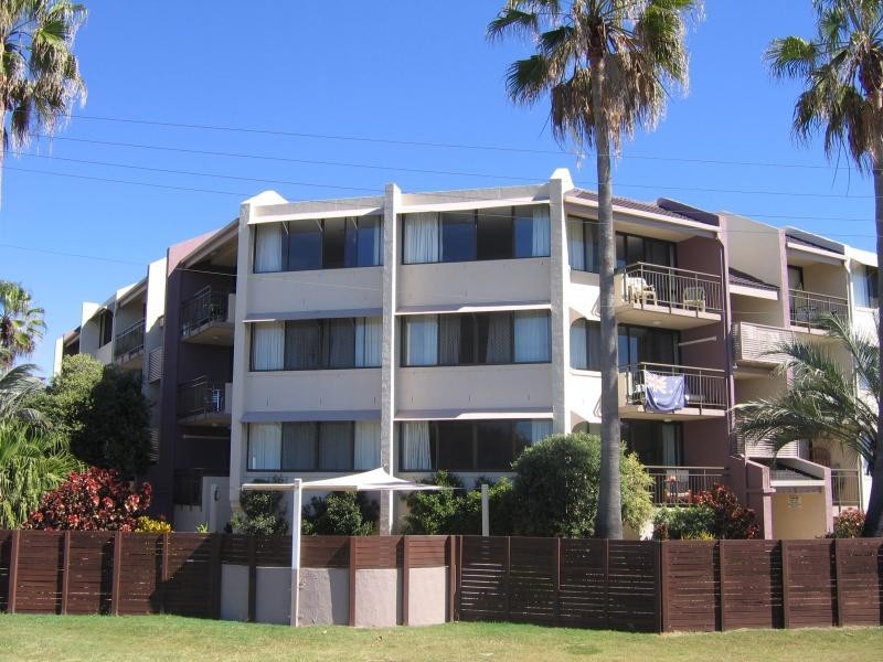 30/2 Maroubra Street, Maroochydore QLD 4558