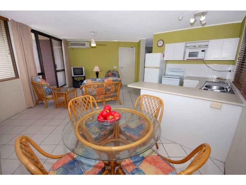 13/2 Maroubra Street, Alexandra Headland QLD 4572