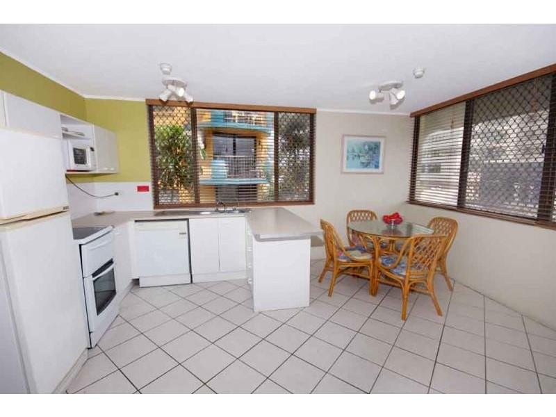 13/2 Maroubra Street, Alexandra Headland QLD 4572