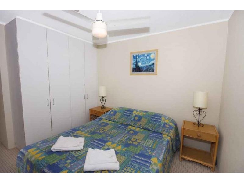 13/2 Maroubra Street, Alexandra Headland QLD 4572