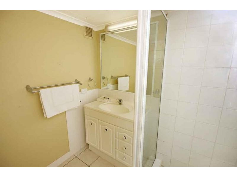 13/2 Maroubra Street, Alexandra Headland QLD 4572