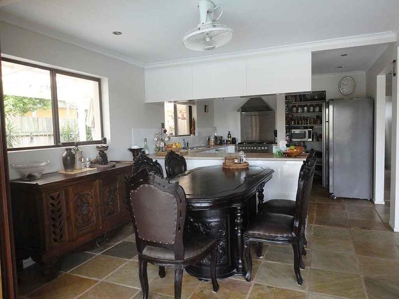 11 Karloo Court, Mountain Creek QLD 4557