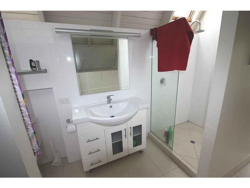 11 Karloo Court, Mountain Creek QLD 4557