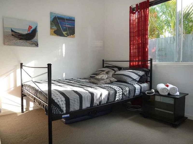 10 Quandong Street, Kawana Waters QLD 4575