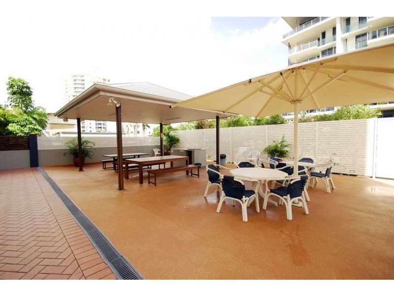 4/137 Mooloolaba Esplanade, Mooloolaba QLD 4557