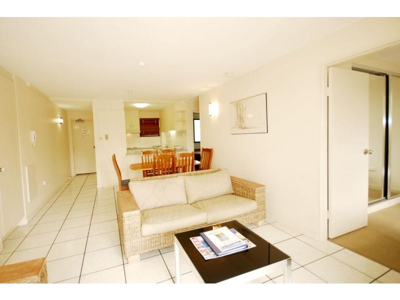 4/137 Mooloolaba Esplanade, Mooloolaba QLD 4557