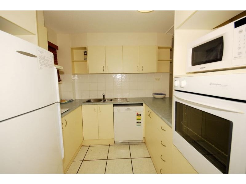 4/137 Mooloolaba Esplanade, Mooloolaba QLD 4557