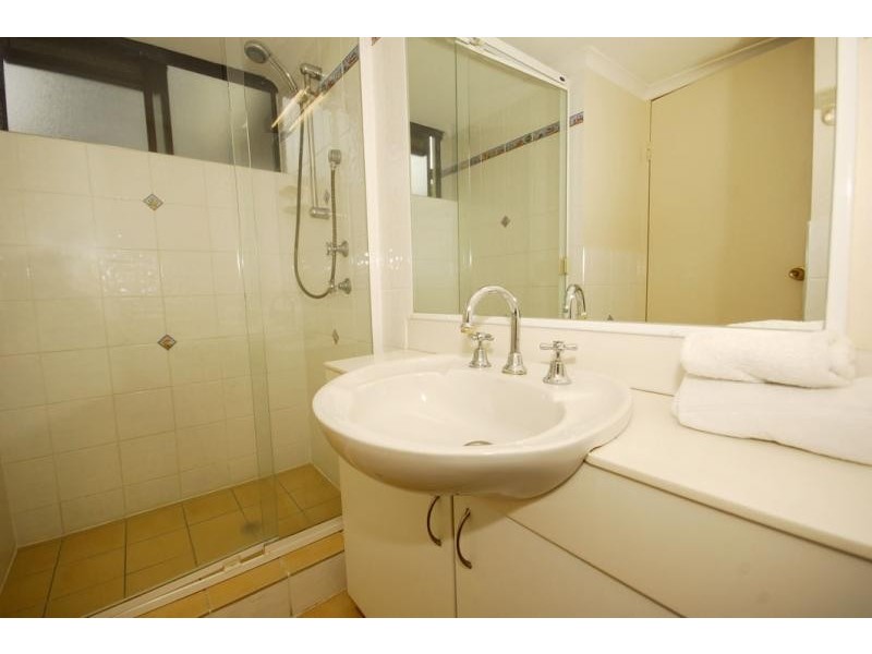 4/137 Mooloolaba Esplanade, Mooloolaba QLD 4557