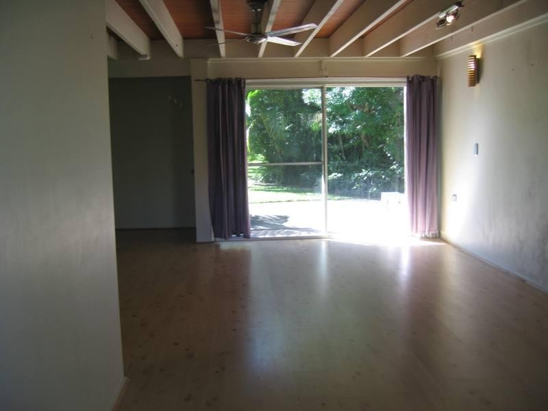 2/36 Lawrence Street, Mooloolaba QLD 4557