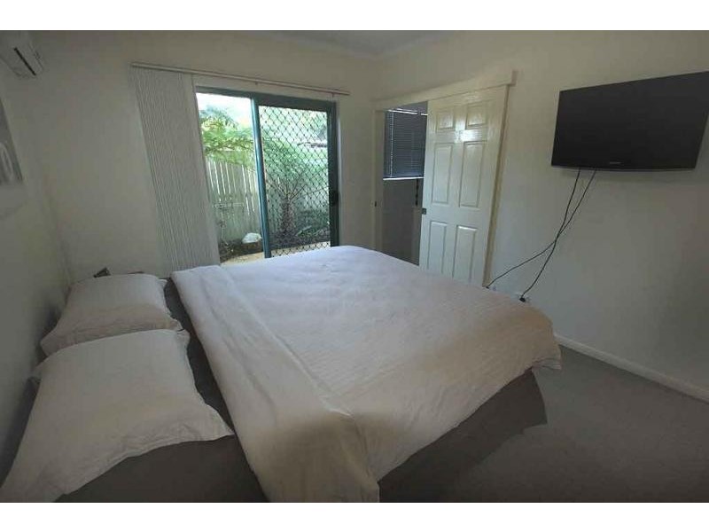 2/14 Wright Street, Maroochydore QLD 4558