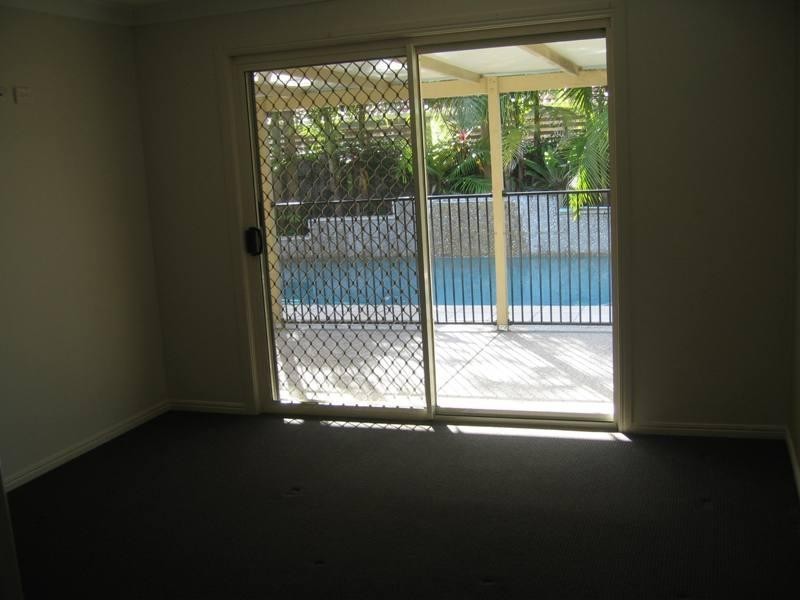 5 Mako Court, Mountain Creek QLD 4557