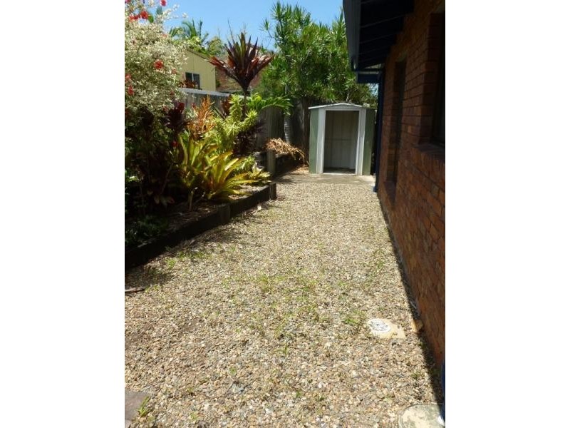 4 Lentara Street, Mooloolaba QLD 4557
