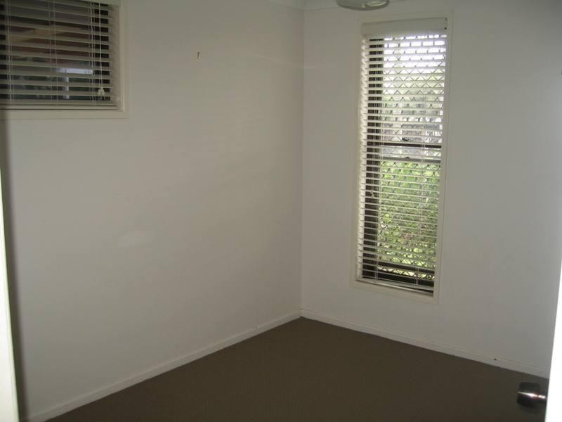 2 Bangalow Street, Minyama QLD 4575