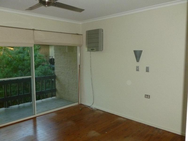 2/36 Lawrence Street, Mooloolaba QLD 4557