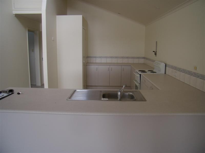 2/267 Bradman Avenue, Maroochydore QLD 4558