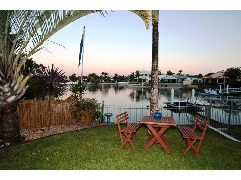 2/26 Maroochy Waters Drive, Maroochydore QLD 4558