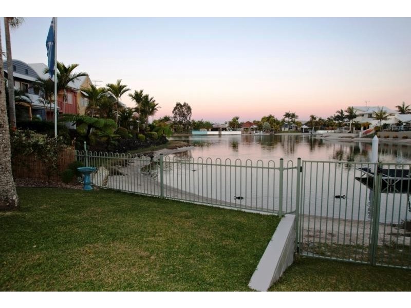 2/26 Maroochy Waters Drive, Maroochydore QLD 4558
