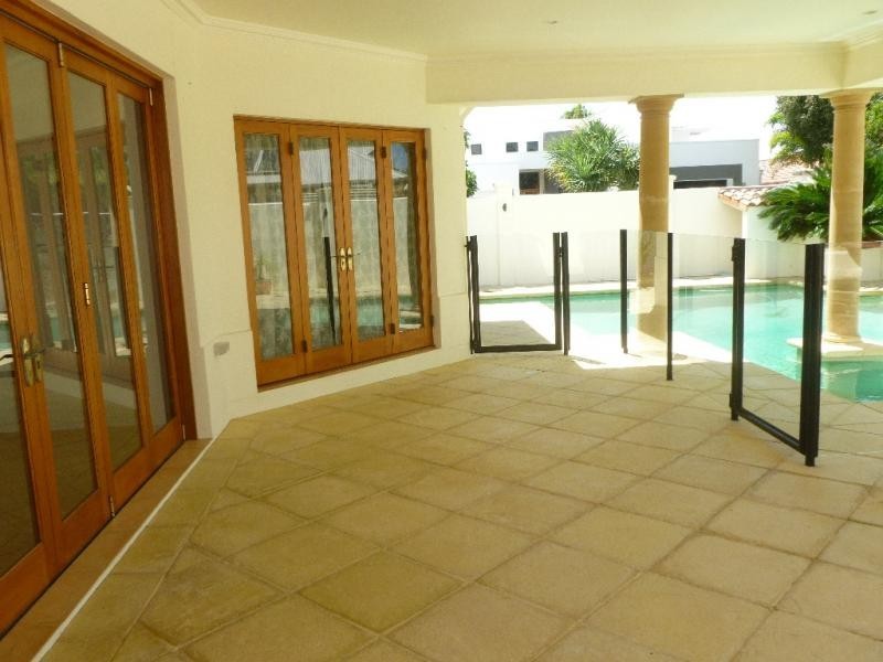 6 Mainsail Place, Twin Waters QLD 4564