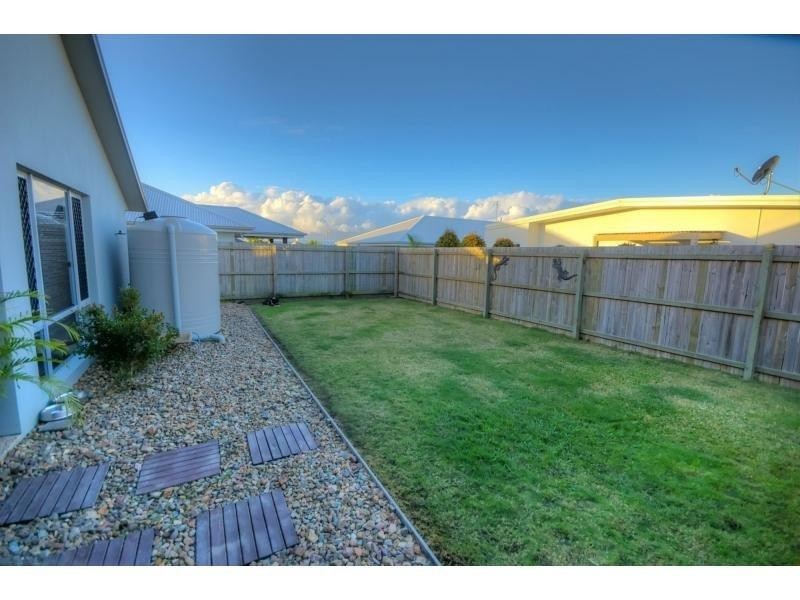 5 Mahonia Lane, Mountain Creek QLD 4557