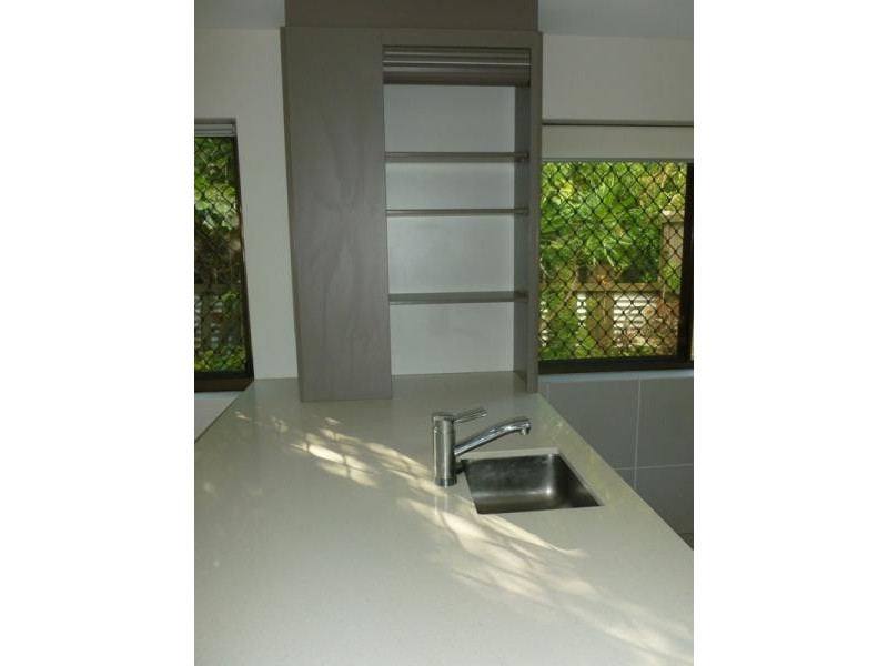 1/37 Buderim Avenue, Alexandra Headland QLD 4572