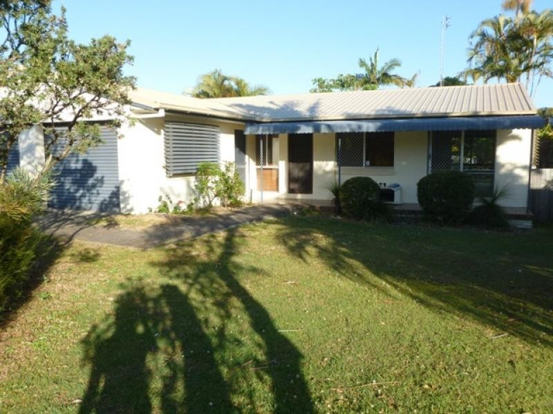 73 Goonawarra Drive, Mooloolaba QLD 4557