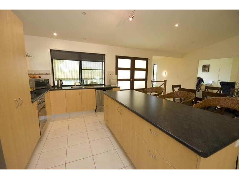 18 Tarwarri Cr, Mooloolaba QLD 4557