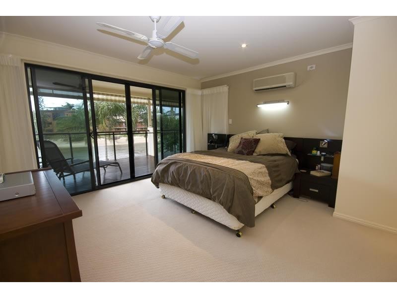 18 Tarwarri Cr, Mooloolaba QLD 4557