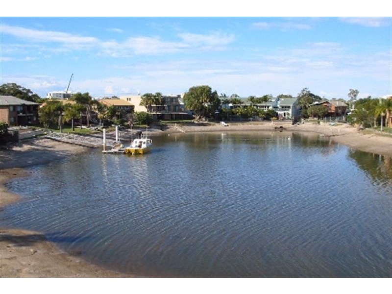 7/5 Barooga Crescent, Mooloolaba QLD 4557