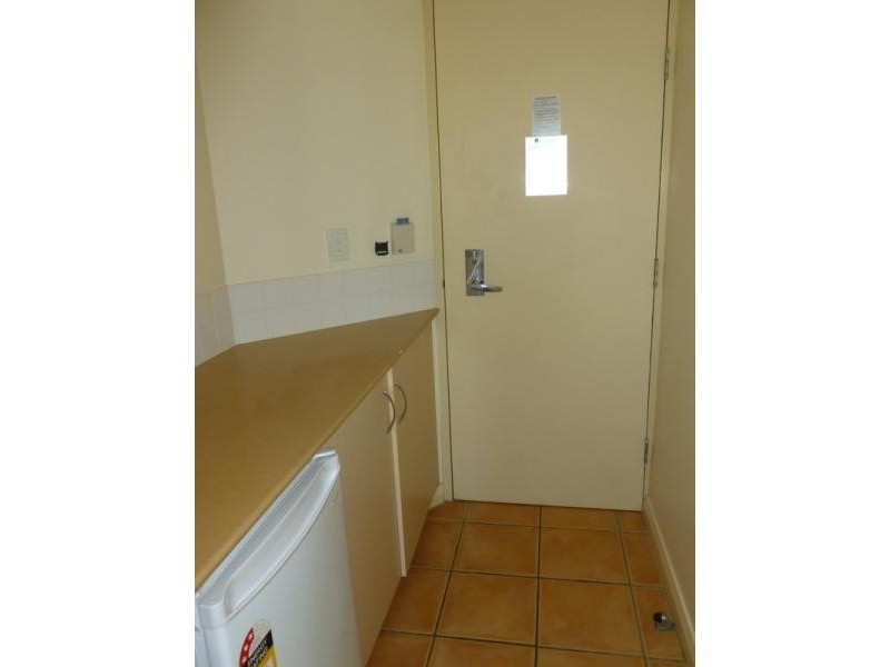 447/180 Alexandra Parade, Alexandra Headland QLD 4572