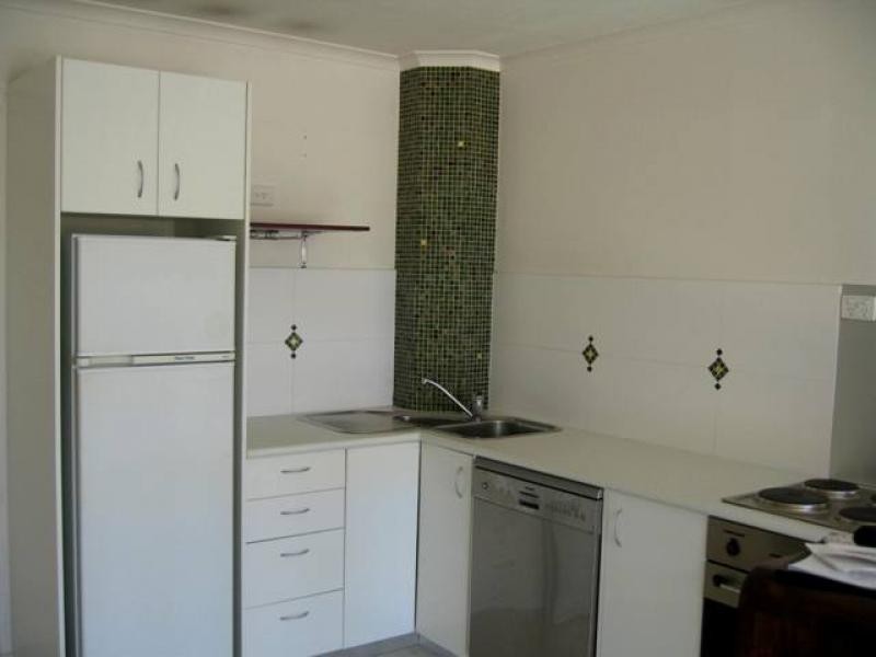 202/180 Alexandra Parade, Mooloolaba QLD 4557