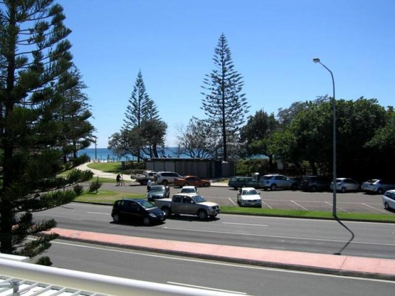 202/180 Alexandra Parade, Mooloolaba QLD 4557