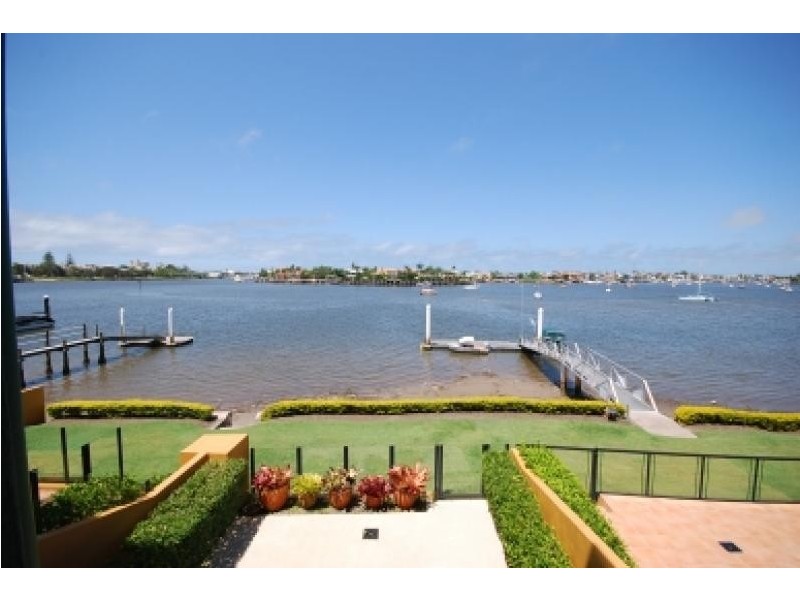 9/57 River Esplanade, Mooloolaba QLD 4557