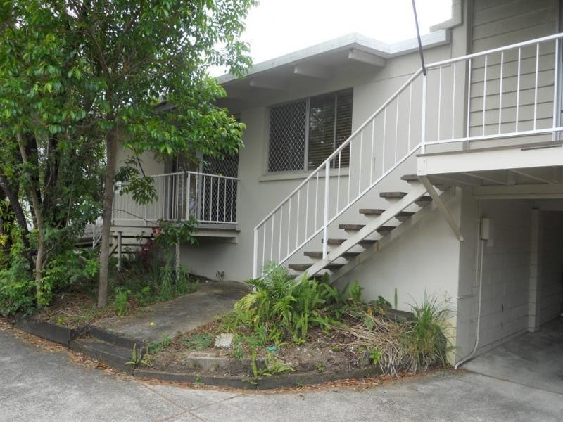 1/4 Oloway Crescent, Alexandra Headland QLD 4572