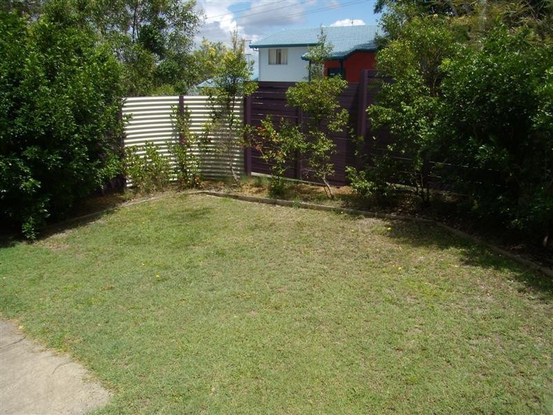 1/4 Oloway Crescent, Alexandra Headland QLD 4572